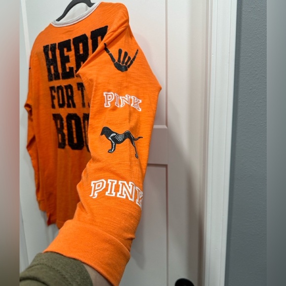 PINK Victoria’s Secret Here For The Boos Long Sleeve Top Size Small - Picture 8 of 16